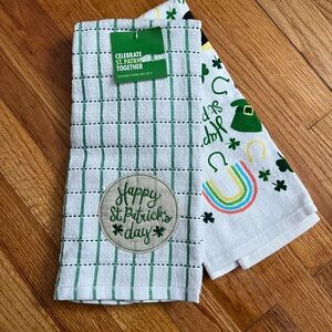 NEW St. Patrick’s Day towels dish towels green Irish lucky gifts happy